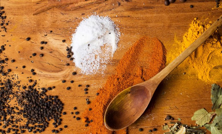 Le proprietà del curry: questo mix di spezie ci da una mano a migliorare la nostra salute